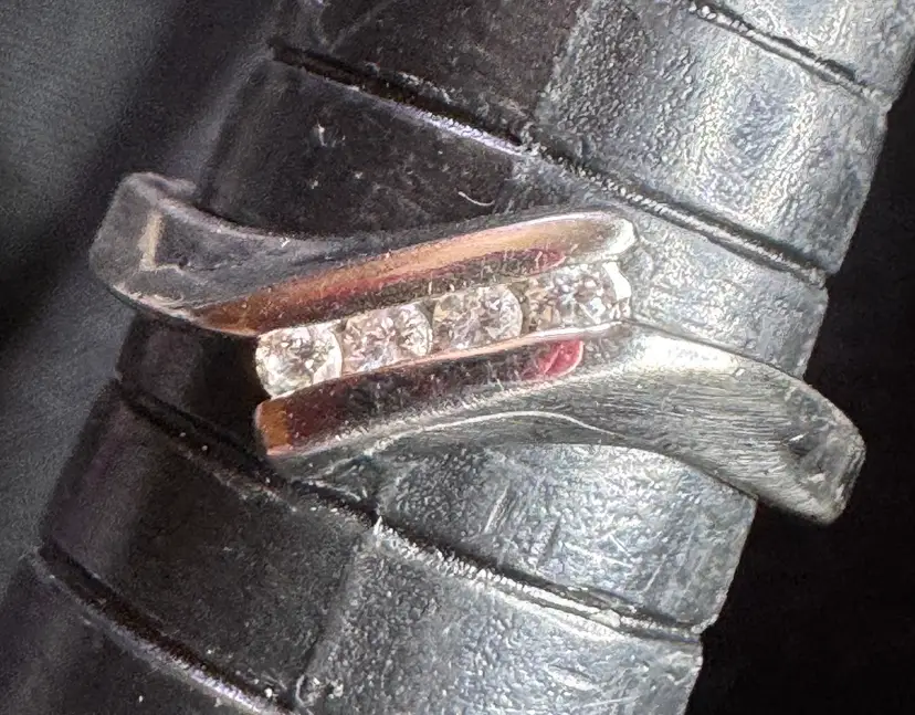 Vintage Sterling Silver CZ Ring - Size 8