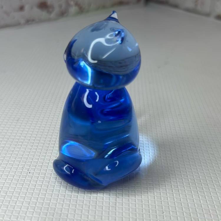 Glass Blue Cat