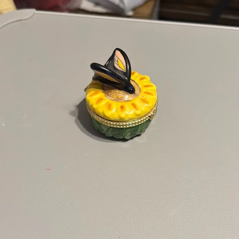 Butterfly on Sunflower Trinket Box