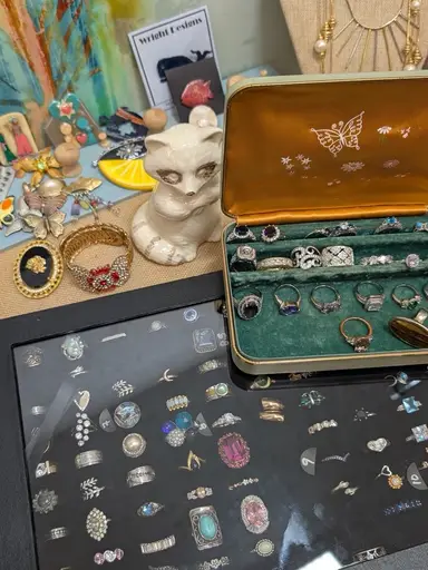 💍 Rings and Things