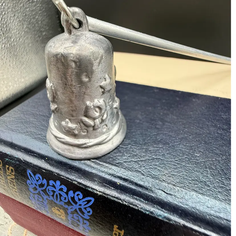 🐞 Clearance Vtg Pewter Thimble Candle Snuffer 9”