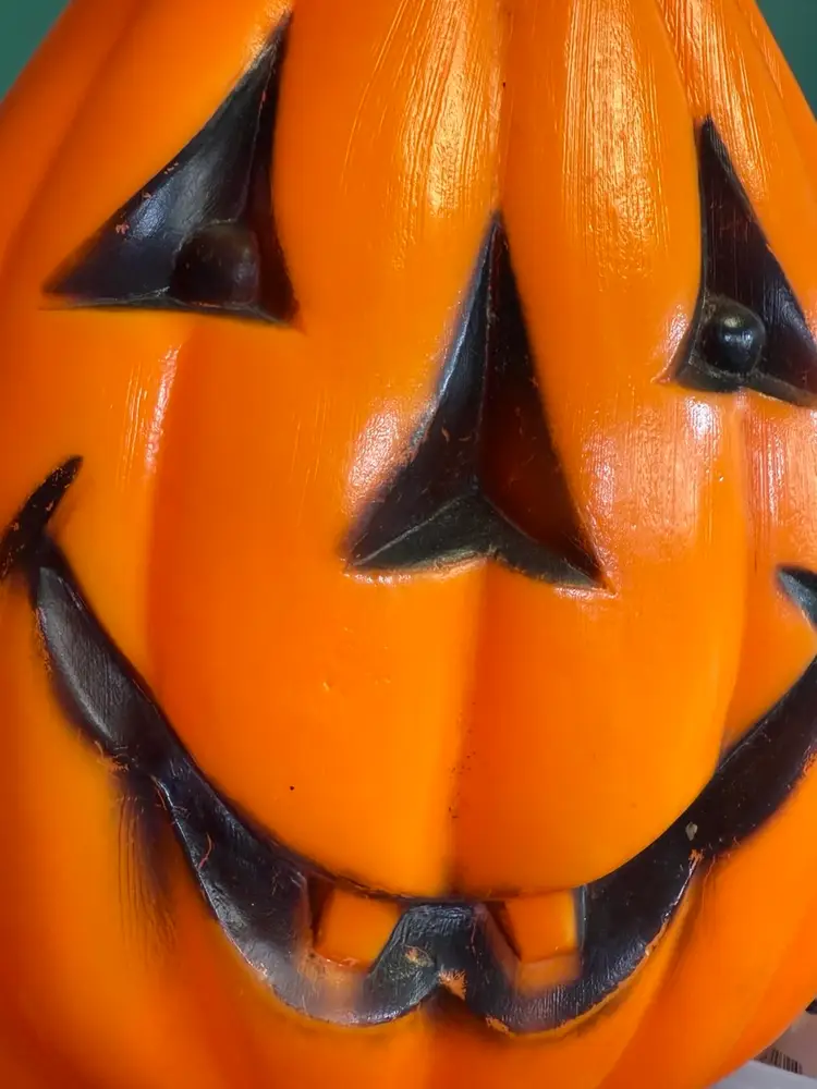 Just In! Halloween Brooches!!! $1 Start, Free Ship