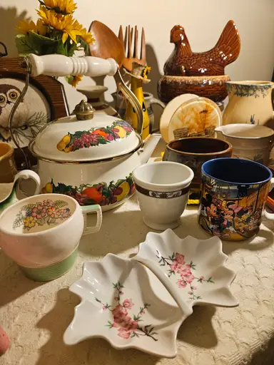 Late Night 🌙 Vintage Variety ✨️