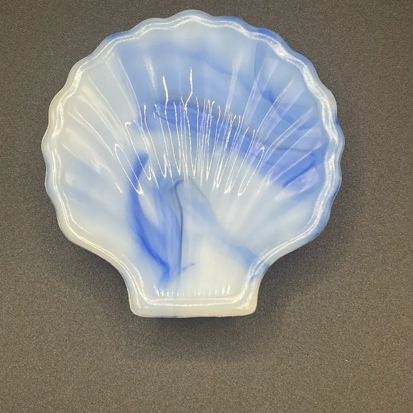 Vintage, Akro Agate Slag Glass Shell Trinket Dish