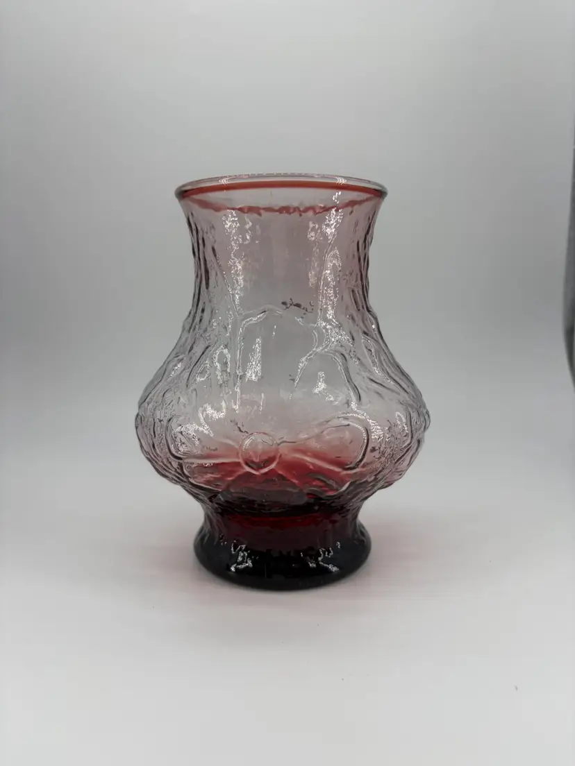 ANCHOR HOCKING ROYAL RUBY RAINFLOWER EMBOSSED VASE