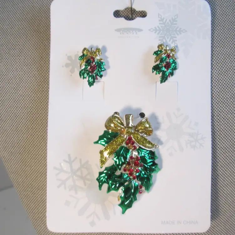 Vintage Enamel Holly Ribbon Bow Brooch/Pendant with Matching Earrings set NOS