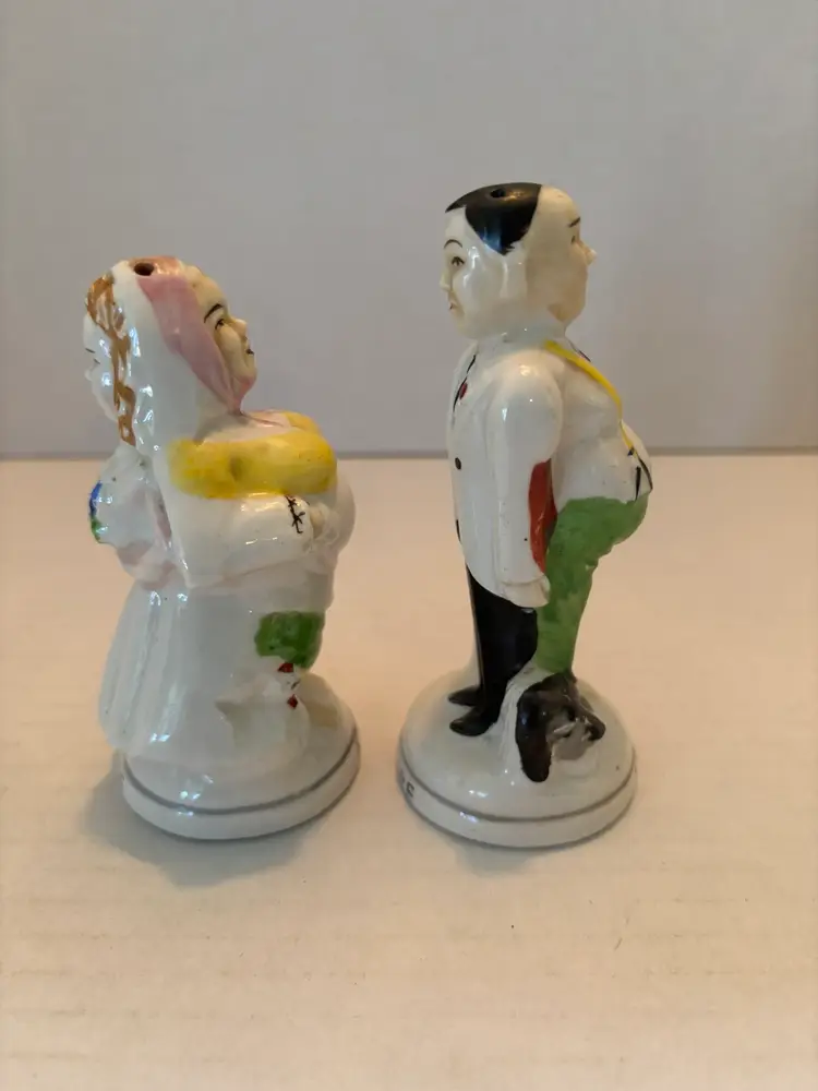 Vintage "Before and After"  Bride & Groom S&P  Shakers Porcelain H8203 Japan