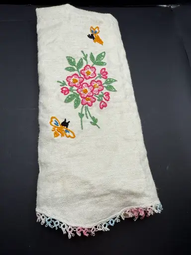 Slight Delay Starting At 8:15 Linens And Things But Mostly Linens 🤭🤗😆