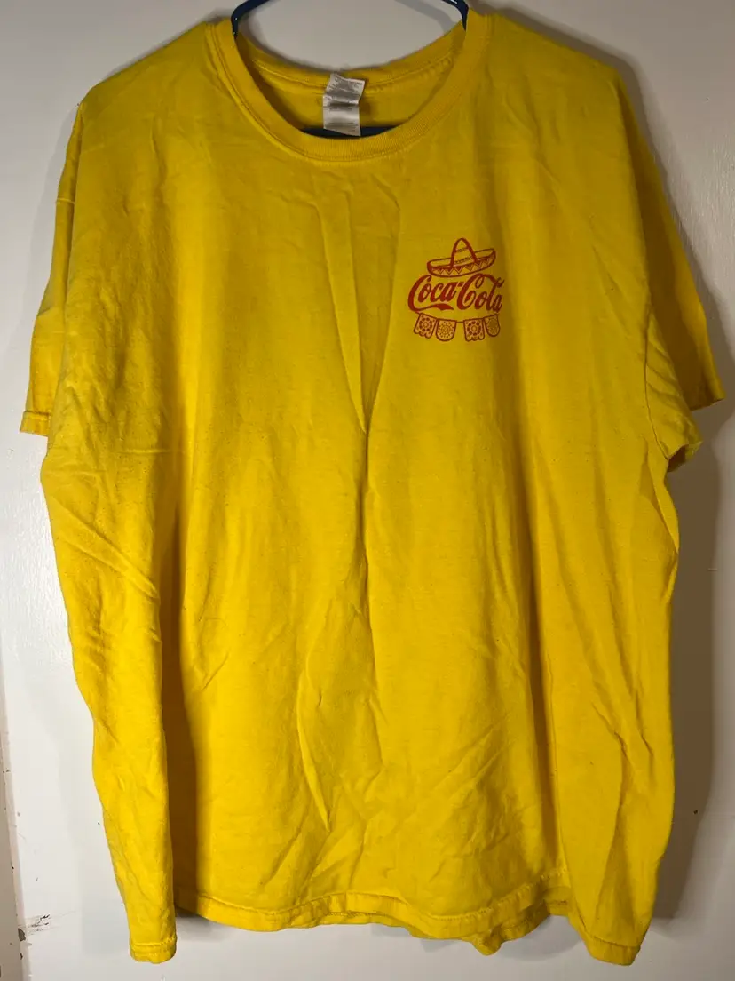 Mens Xl Coca Cola Tshirt