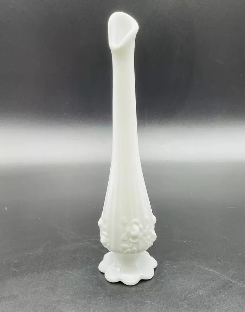 Fenton #9256 Cabbage Rose Swung White Milk Glass Bud Vase Footed Ribbed Vintage