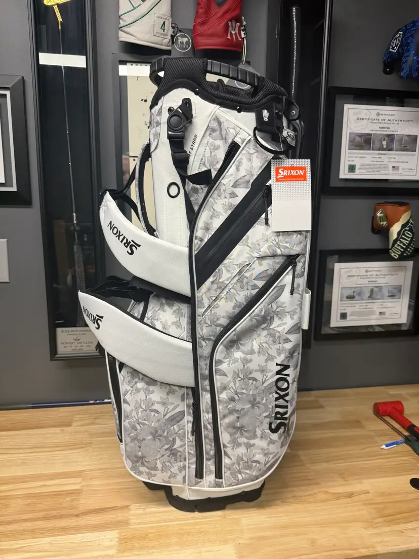 Brand New Limited Edition Srixon Hawaiian 🌺 Stand Bag $280 Retail!!