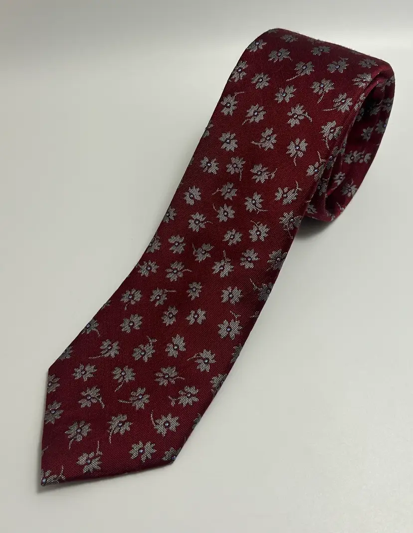 Vintage Barbara Blank Red with Gray Flowers Design Made by Hand Silk Tie 61.50" x 3"