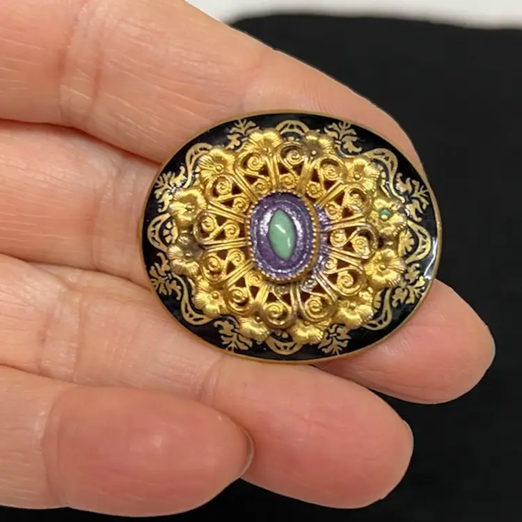 Lovely Vintage Filagree Brooch