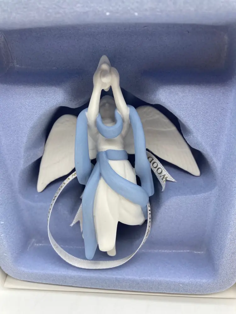 Wedgwood Angel Collection Angel With Star-Blue - Boxed 5883444167 Ornament Mint