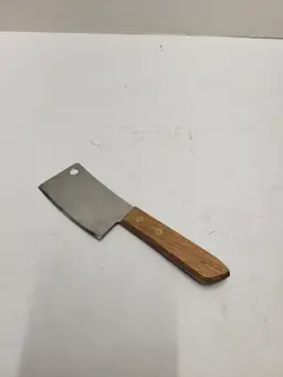 tiny butcher knife