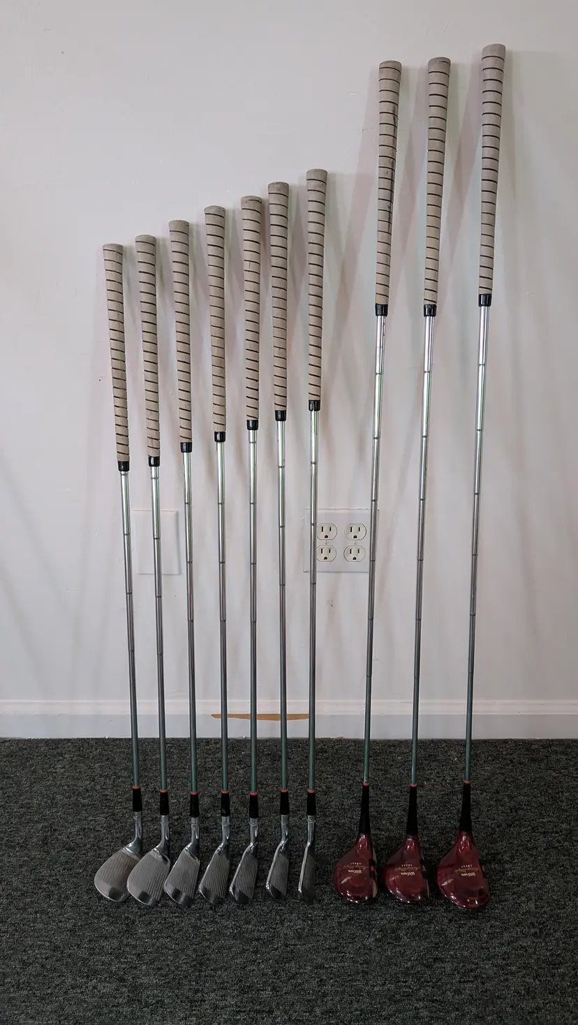 Wilson CREST Mickey Wright Golf Set (1w, 3w, 4w & 3i-9i)