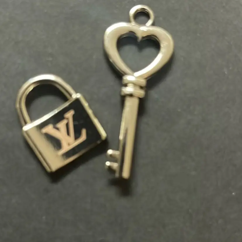 #43 - Upcycled charms! First Show!