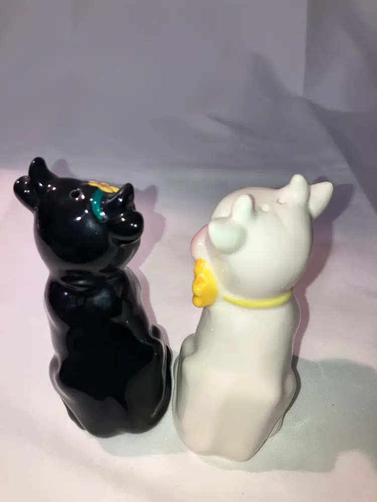 Vintage Anthropomorphic Bull/Cow Salt & Pepper Shakers Black And White By Shafford