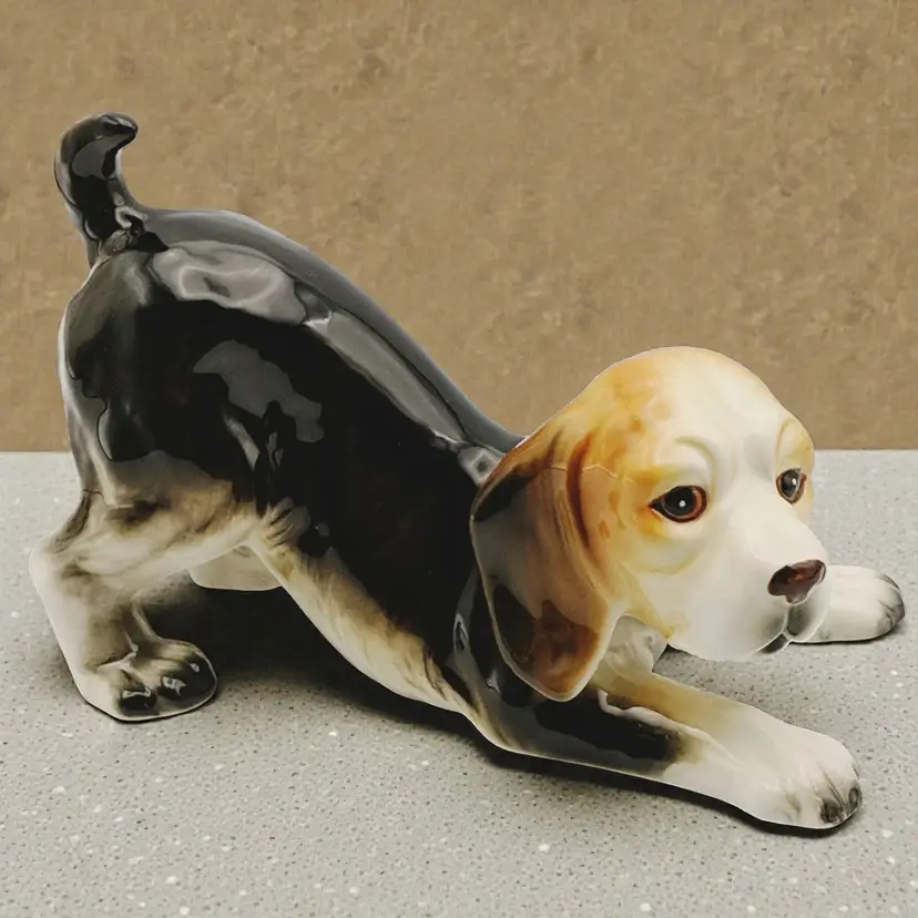 Vintage Josef Originals Black Brown White Beagle Playful Figurine Made In Korea