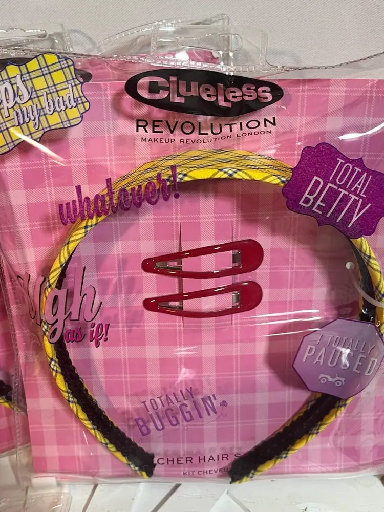 Pack Of 5 - Revolution ‘Clueless’ Cher Hair Set