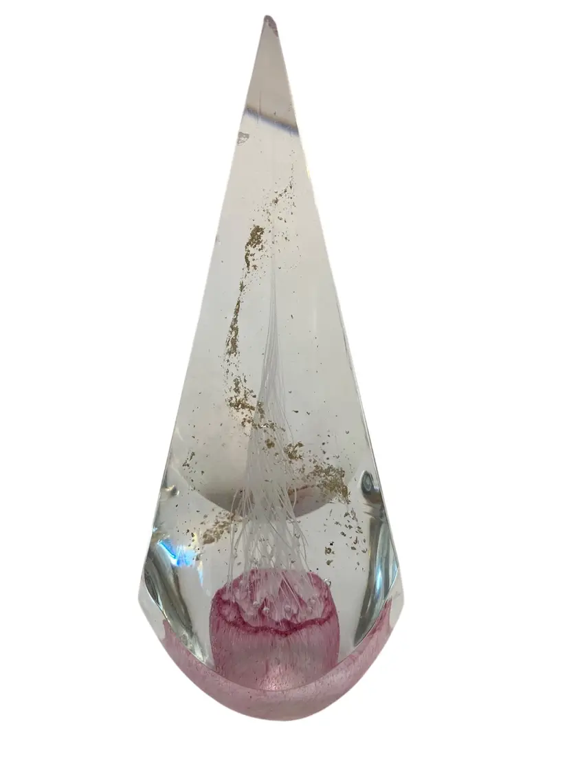 Dynasty Glass Heirloom Collection Pyramid Swirl Paperweight