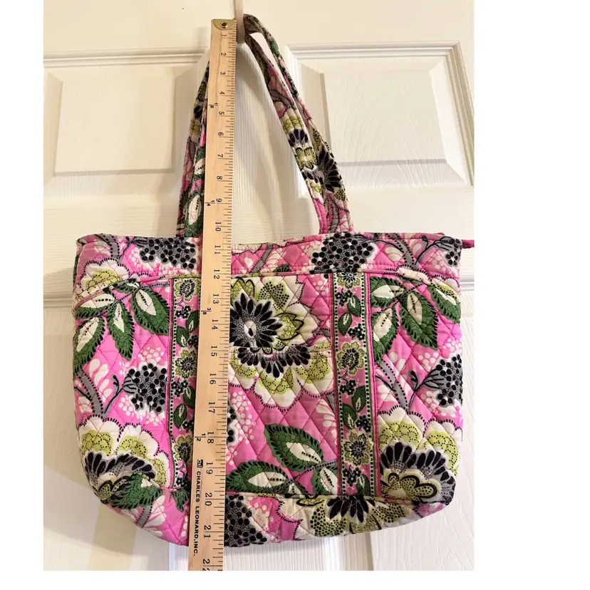 Vera Bradley Priscilla Pink Retire Pattern Medium/Large Shoulder Bag Pink/Green