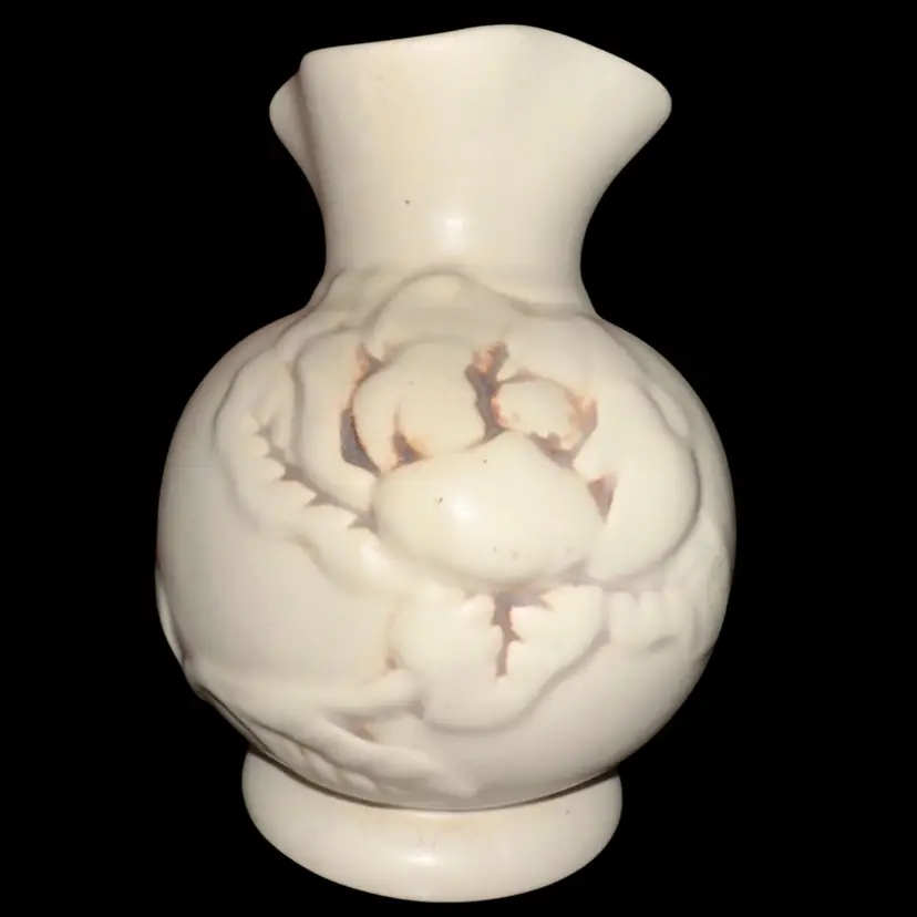 Red Wing Pottery Magnolia Vintage 6.25” Tall Vase