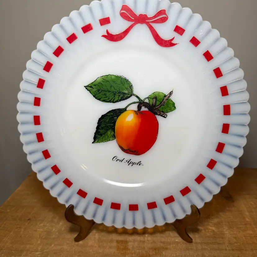 Macbeth-Evans Glass Petalware Plate - Apple