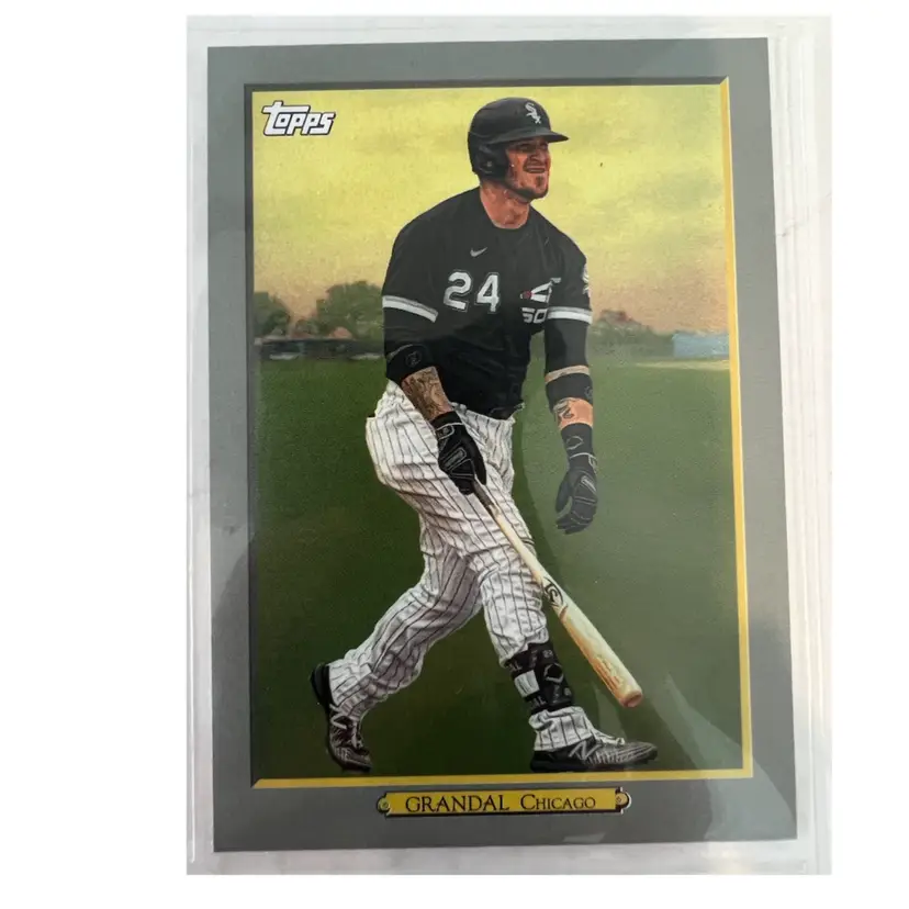 Yasmani Grandal Turkey Red Chicago White Sox