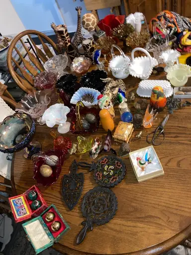 Vintage Variety! Hope You Can Stop By And Say Hi! No Pressure To Buy! ❤️