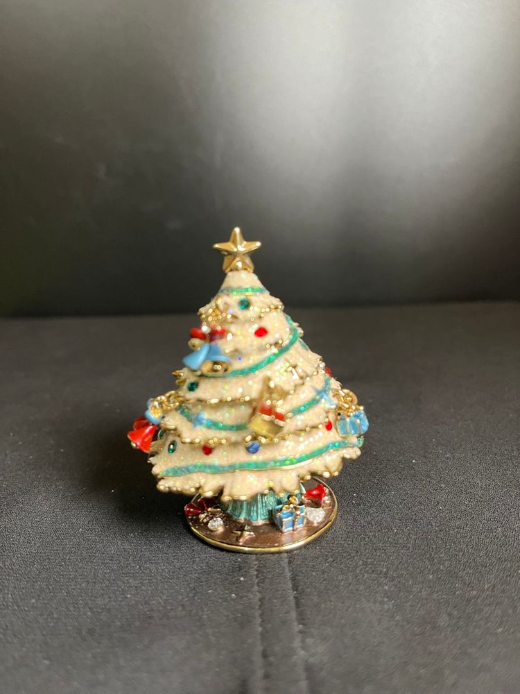 Ruccini Christmas Tree w/ Swarovski Crystals-Decorated w/ Hand Painted Enamel, Hinged Small Trinket Box-Lot 60