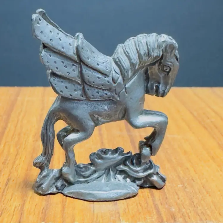 #1456 Pewter, Silver Tone Metal, Unmarked, Pegasus Horse 1.2x1.2 Miniature