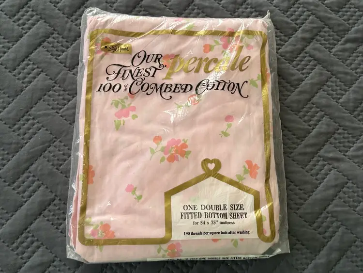 Vintage Style House Percale Double Or Full Fitted Sheet In Packing, Pink Floral