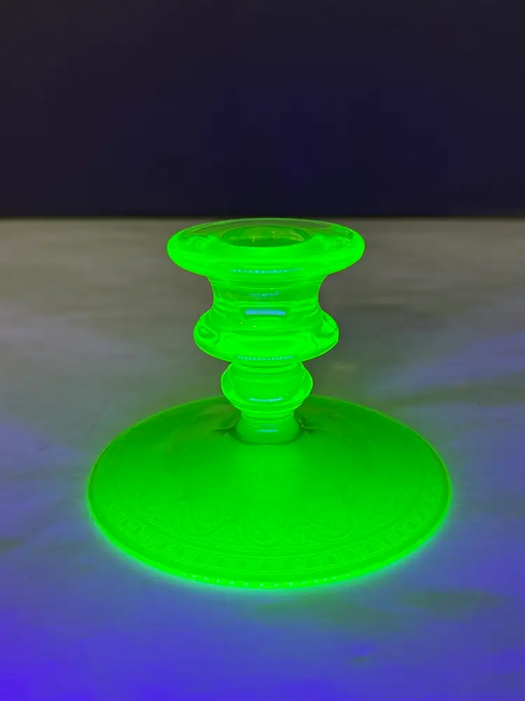 Vintage Cambridge “Windows Border” #704 Green Depression Glass Candlestick Holder