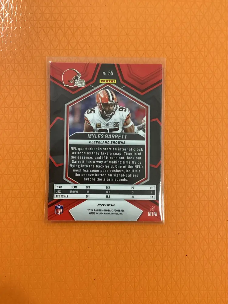 2024 Panini Mosaic Myles Garrett Green  PRIZM Mosaic #55 Cleveland Browns