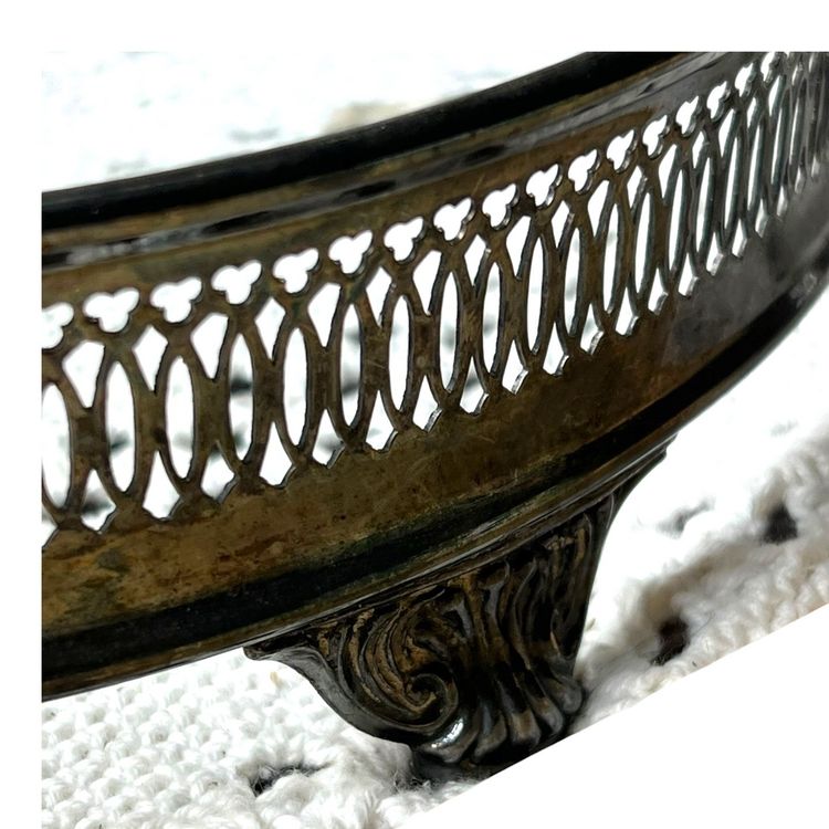 Vintage Silverplate 4 Legs 9.75" Interior Casserole Holder