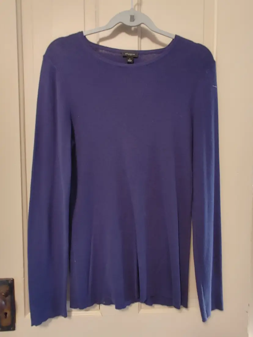 Top- Brand: Ann Taylor. Navy top. Size Large. Material- 60% cotton, 40% rayon. No callouts.