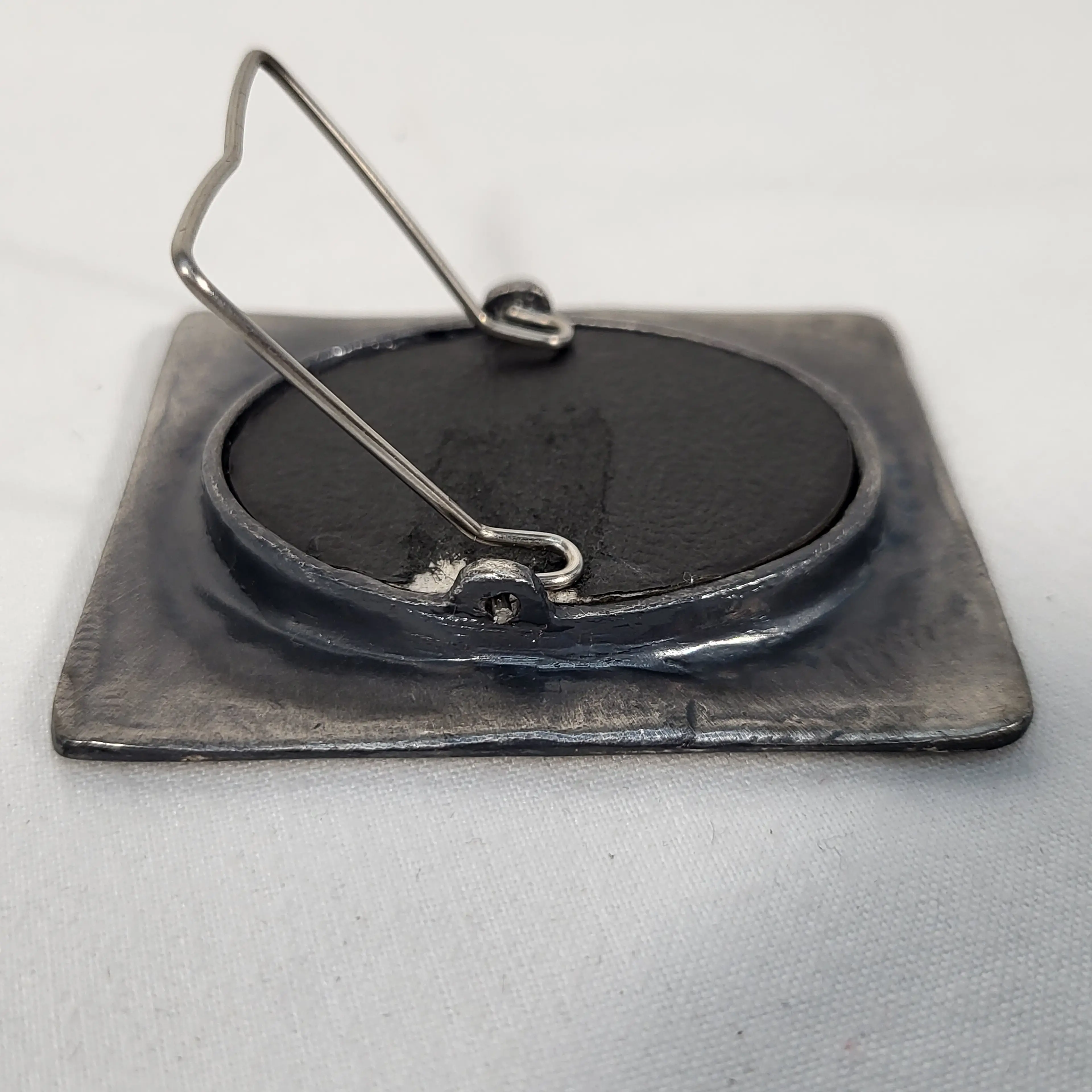 Image 3 of 8