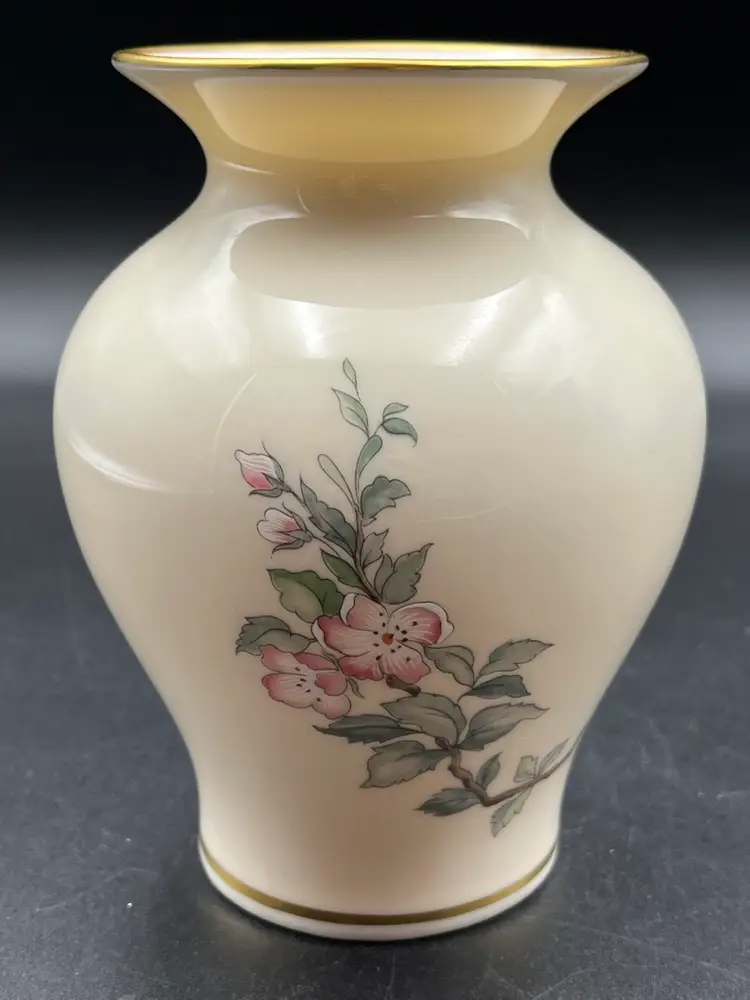 Lenox- Serenade Vase