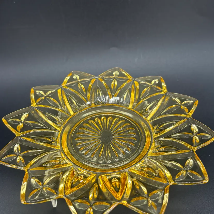 Vintage Federal Glass 12 Point Starburst, Sunflower Dish