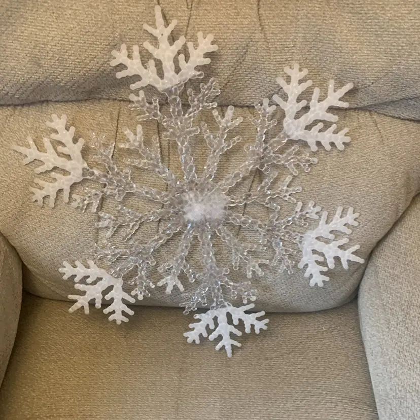 Large Plastic Glitter Snowflake