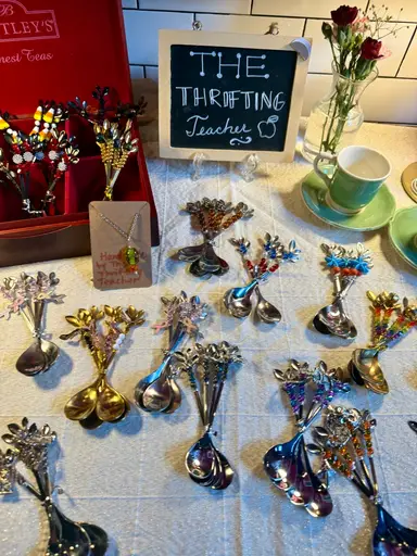 Valentine’s Day Quick Pop Up!! Spoons Hand Decorated By Me