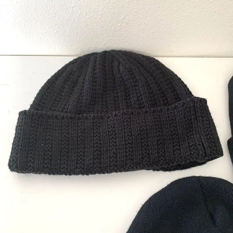 Lot of 3 Knit Beanies Black Unisex Rolled-Up Cuff 2 Tight Knit 1 Rib Knit