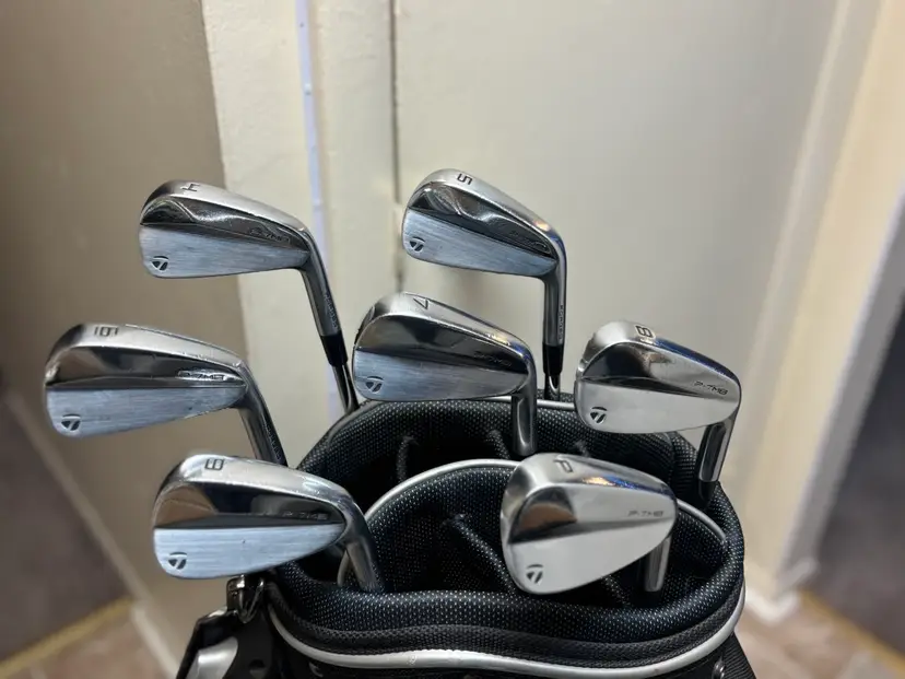 TaylorMade P-7MB Iron Set 4-PW S400 Tour Issue GD Shafts RH