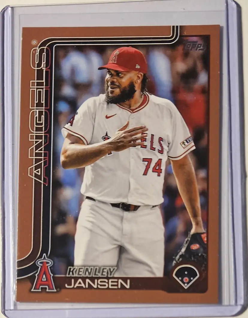 2025 Topps Series 2 Gold Kenley Jansen 0727/2025