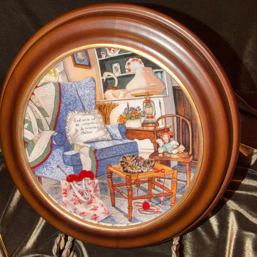 Vintage Knowles1993 “Mother’s Retreat” Collectible plate Framed in a VANHYGEN & SMYTHE Wooden plate frame with gold Accent. 
“ God could not be everywhere So He invented Mothers”. Perfect for Mother’s Day!!