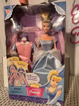 Vintage 1997 Mattel Disney's Cinderella Fashion Fantasy