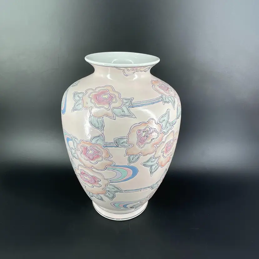 Vtg WBI Large Chinese Porcelain 12.5" Floral Vase Hand Painted