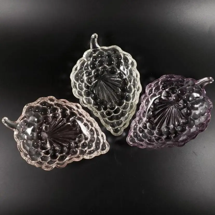 Vintage 1940s Anchor Hocking Bubble Grape Cluster Glass Nut Dish Set
