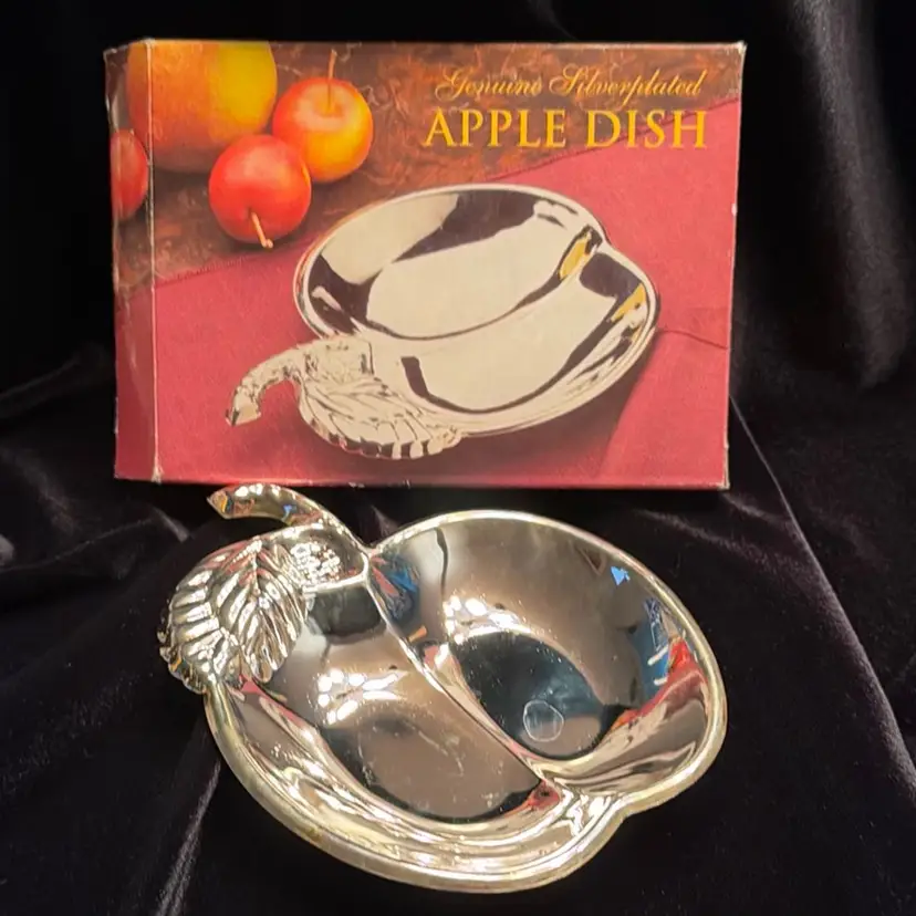 Silverplated apple Trinket dish